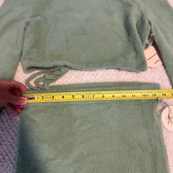 NWT SET Camila Coelho - Raquel Light Green Cropped Sweater & Mini Skirt - Small - Picture 8 of 8